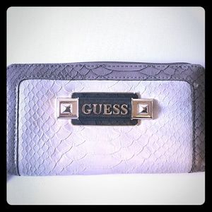 Guess Accordion Wallet